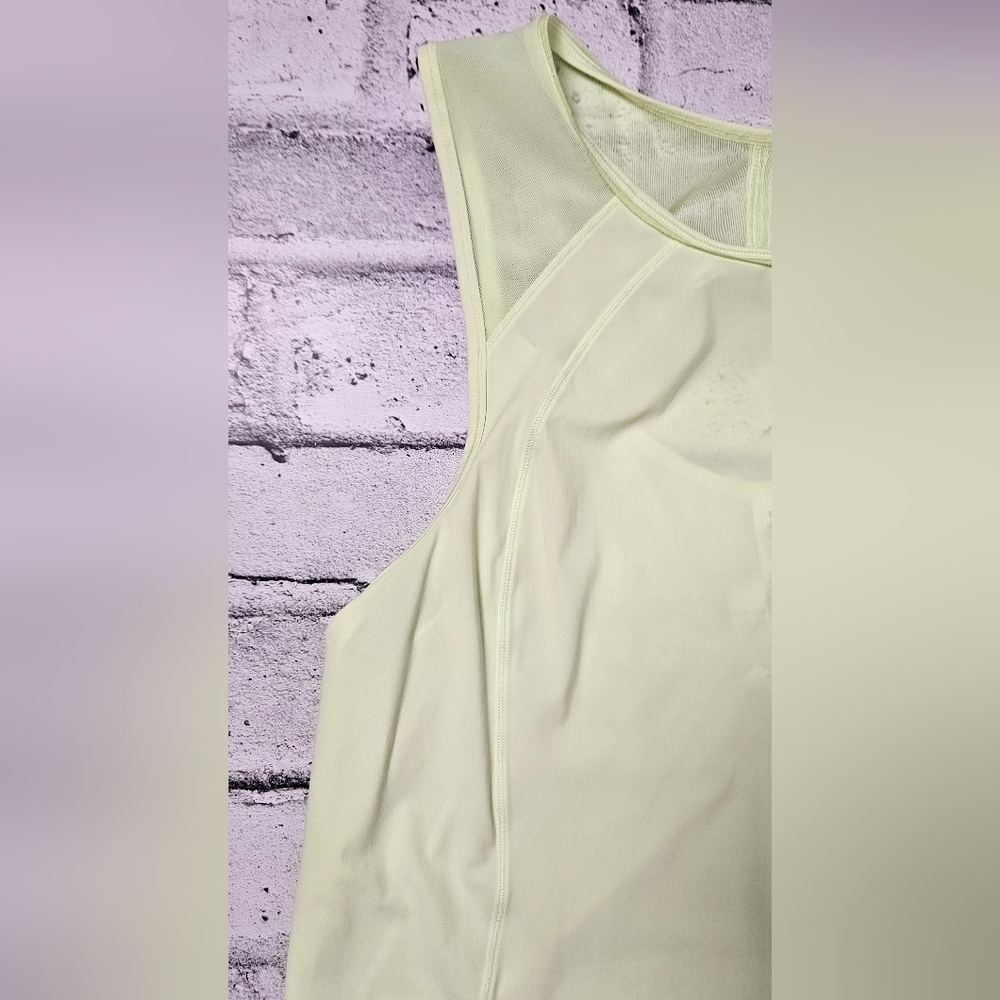 Lululemon Sculpt Tank Clear Mint Size 8 Mesh Back Lightweight Run Top - Picture 7 of 11